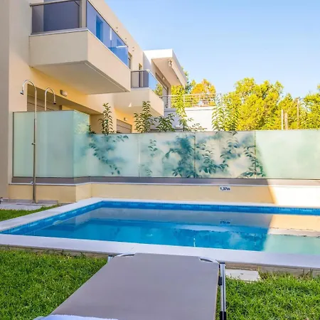 Villa Park View And Near The Sea With Private Pool 1 *