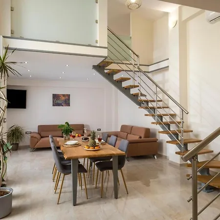 וילה Park View And Near The Sea With Private Pool 1