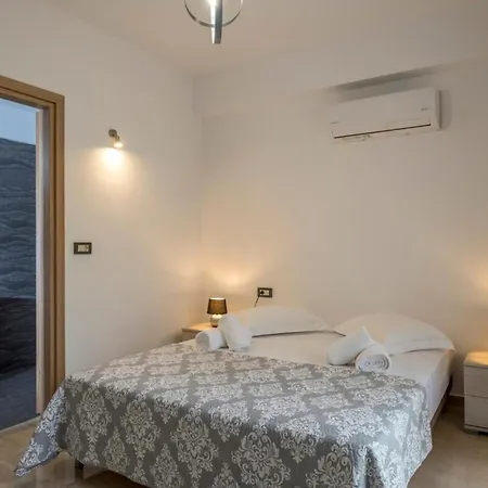 Park View And Near The Sea With Private Pool 1 Chania (Crete)