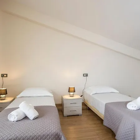 Park View And Near The Sea With Private Pool 1 וילה