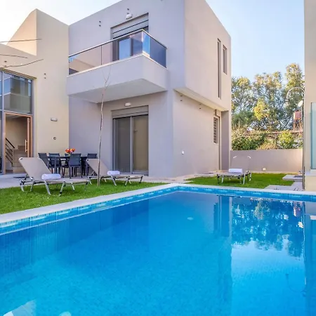 וילה Park View And Near The Sea With Private Pool 1 *