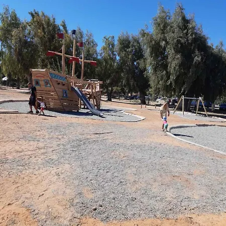 וילה Park View And Near The Sea With Private Pool 1