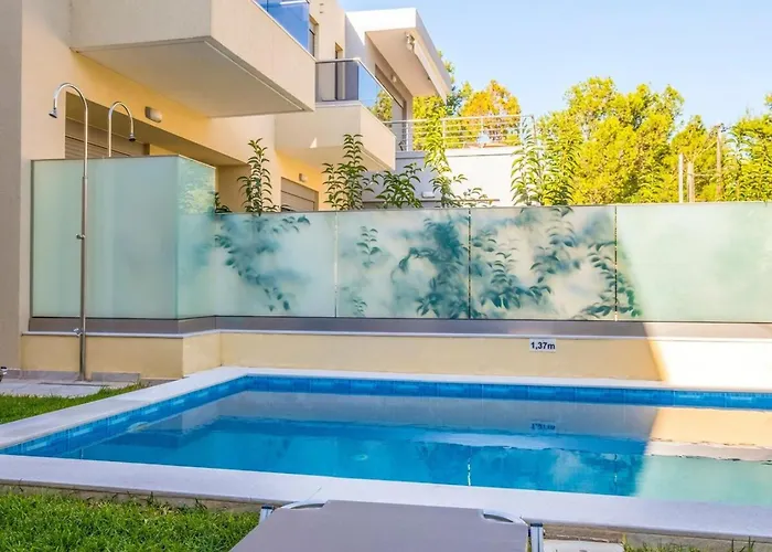 Villa Park View And Near The Sea With Private Pool 1 *