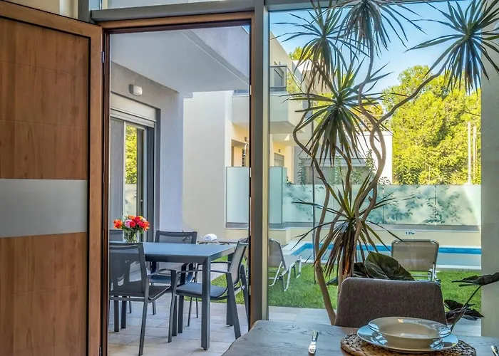 Park View And Near The Sea With Private Pool 1